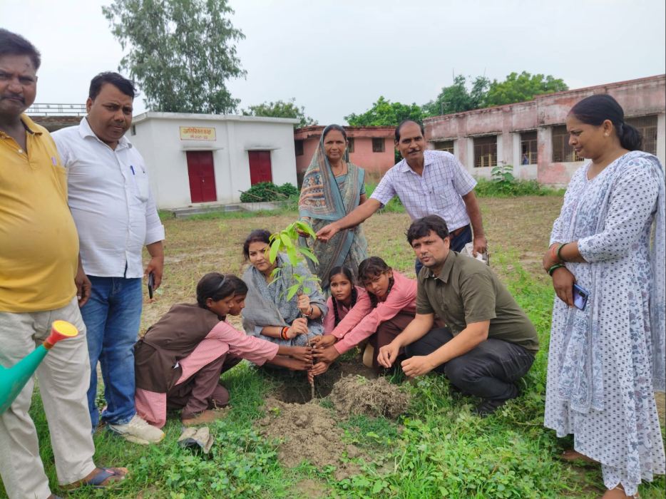 स्कूल जागरूकता कार्यक्रम