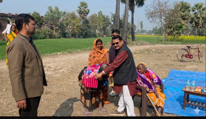 कंबल वितरण समारोह